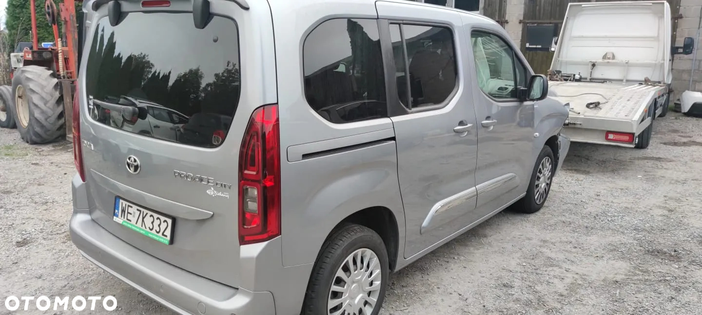 Toyota Proace City Verso 1.5 D-4D Family - 12