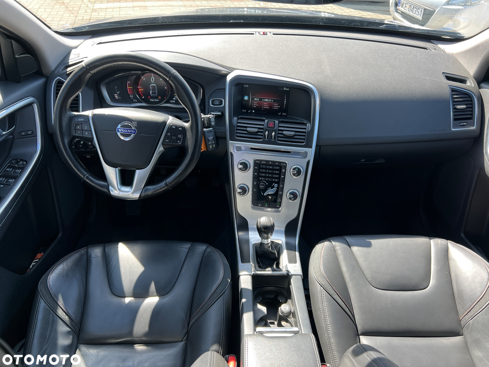 Volvo XC 60 D4 AWD Ocean Race - 6
