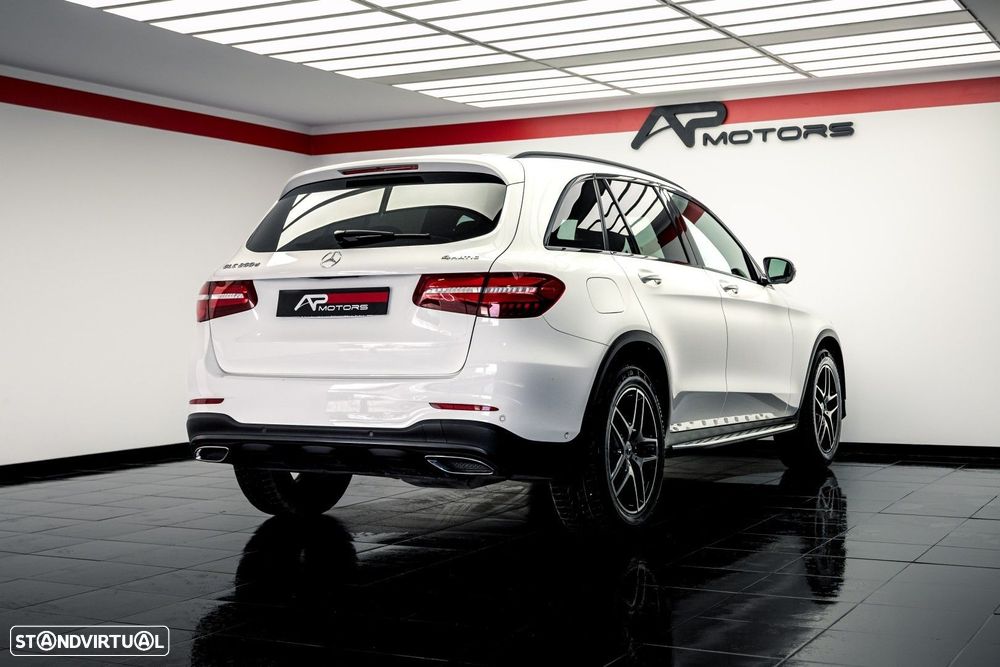 Mercedes-Benz GLC 250 d 4Matic 9G-TRONIC AMG Line - 9