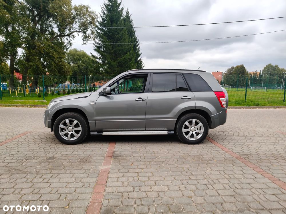 Suzuki Grand Vitara 1.9 DDiS Premium - 2