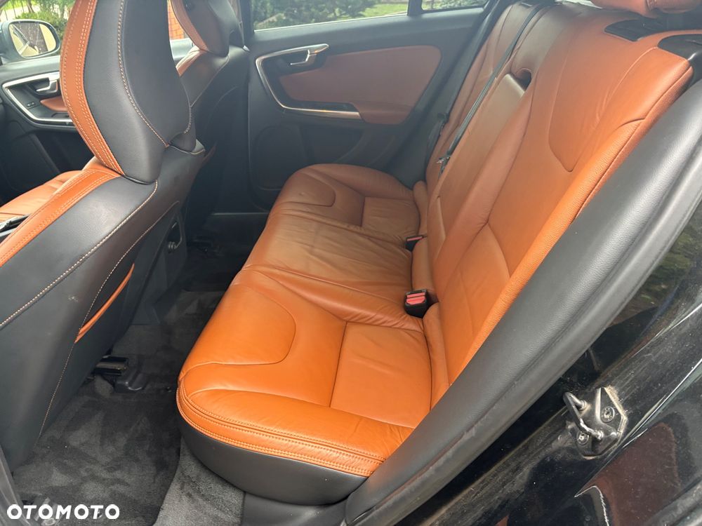 Volvo V60 T5 Summum - 8