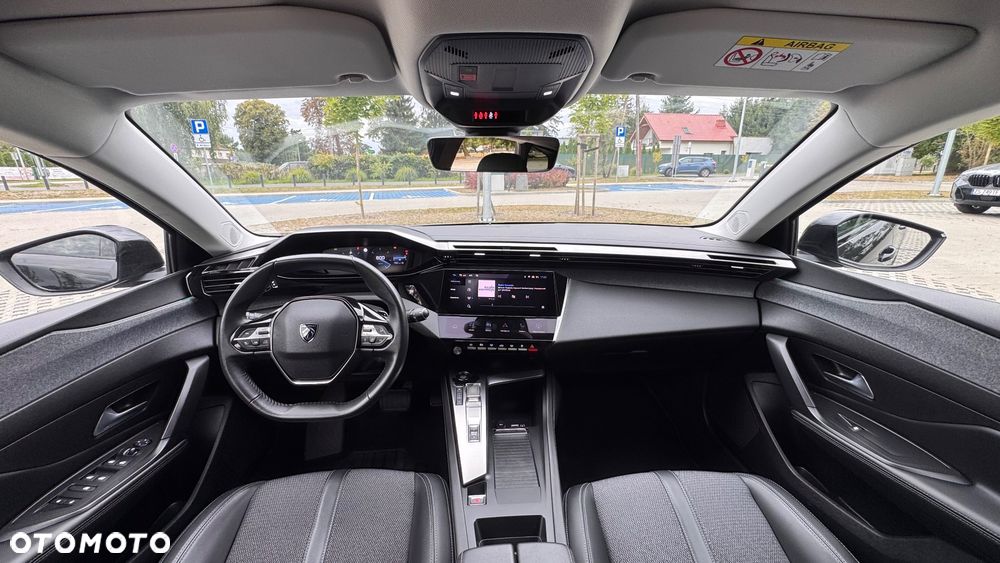 Peugeot 308 BlueHDi 130 EAT8 Allure - 24