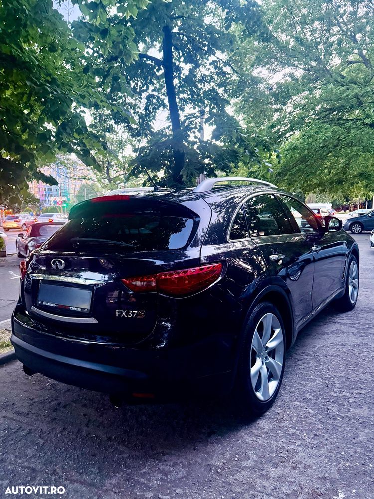 INFINITI FX 37 2011 — imagine 5