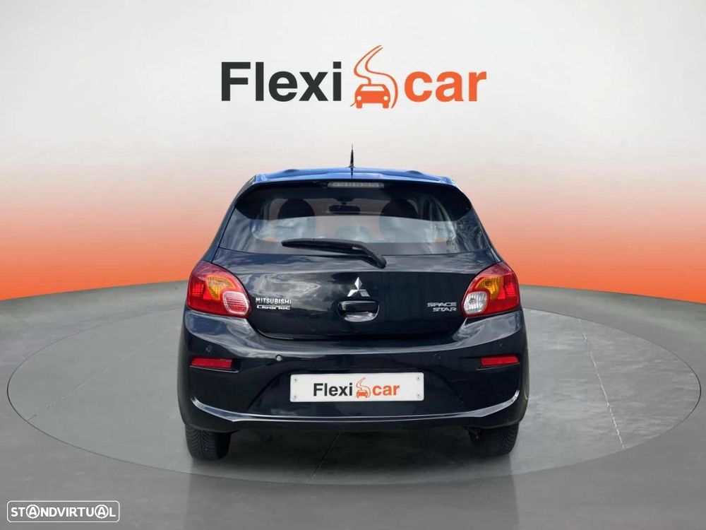 Mitsubishi Space Star - 8