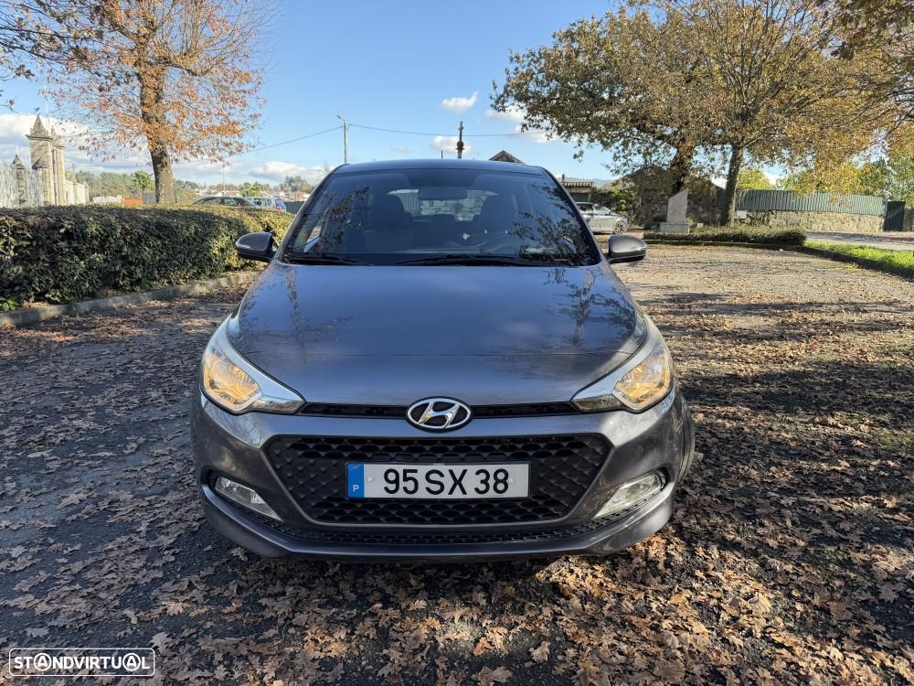 Hyundai i20 1.1 CRDi Access Plus - 5