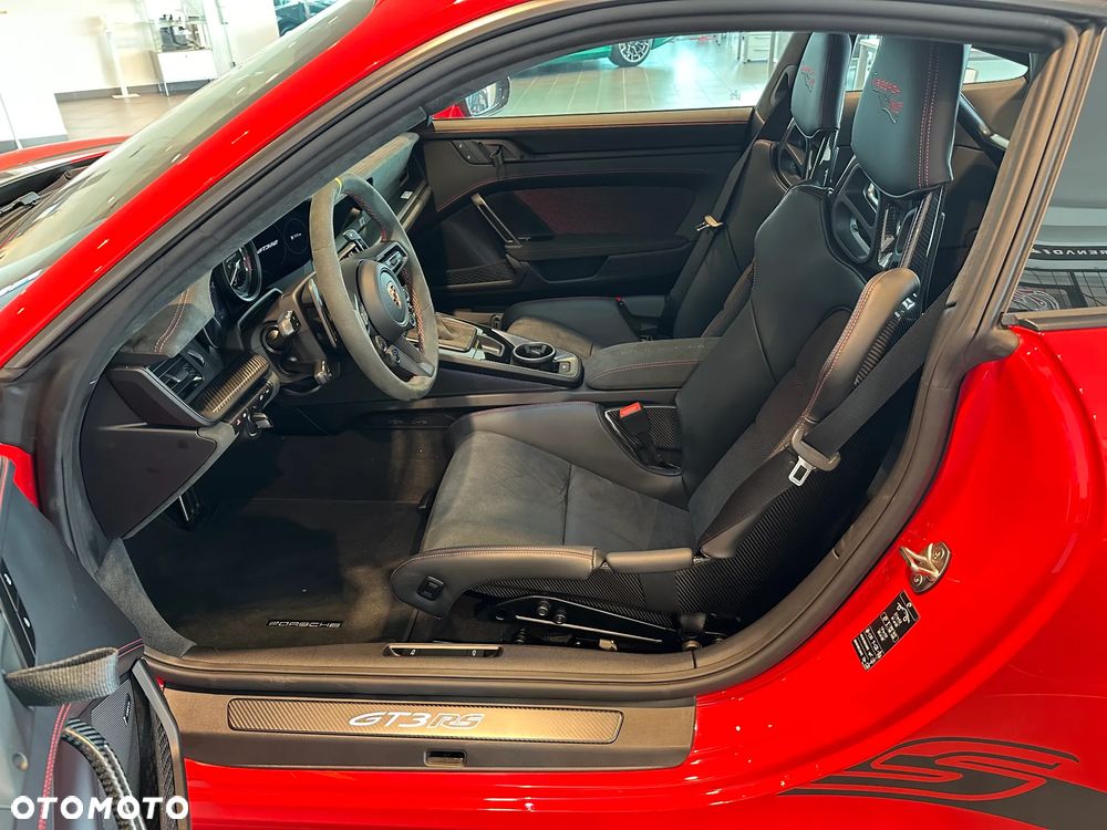 Porsche 911 GT3 RS - 6