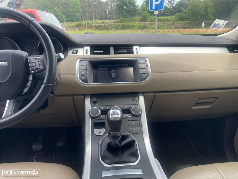 Land Rover Range Rover Evoque - 17