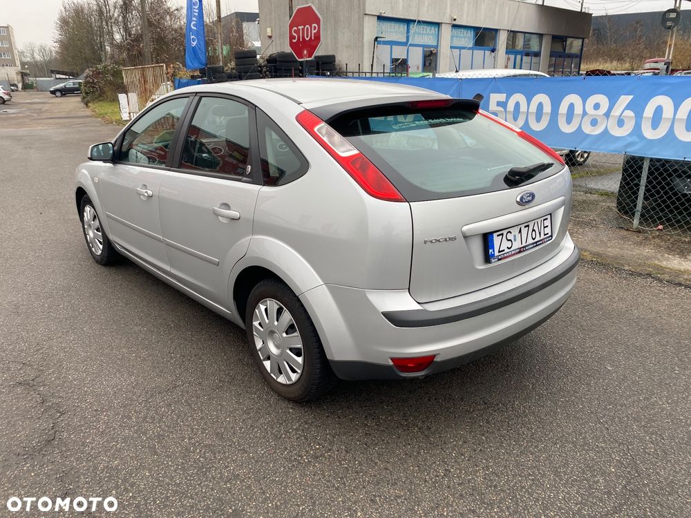 Ford Focus 1.6 Ti-VCT Titanium - 20