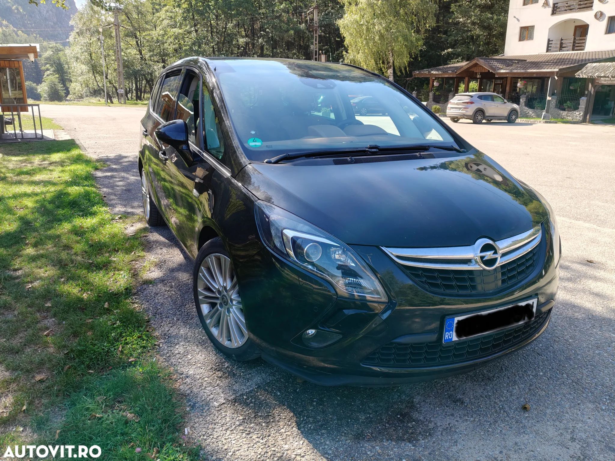 Opel Zafira Tourer 2.0 CDTI Edition - 1