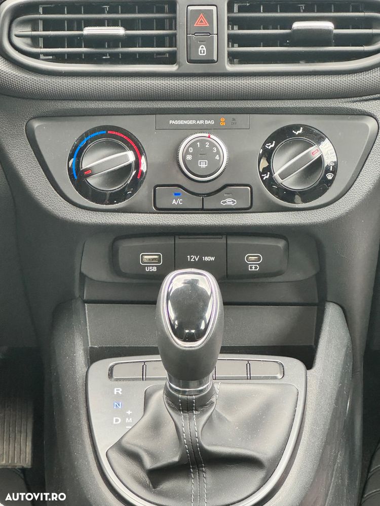 Hyundai i10 - 15
