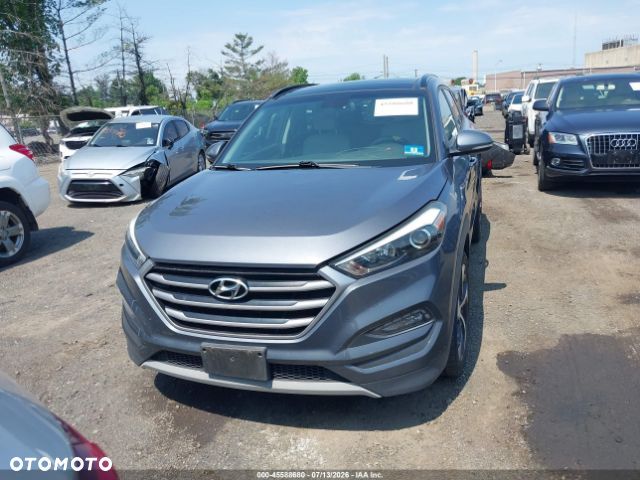 Hyundai Tucson - 7
