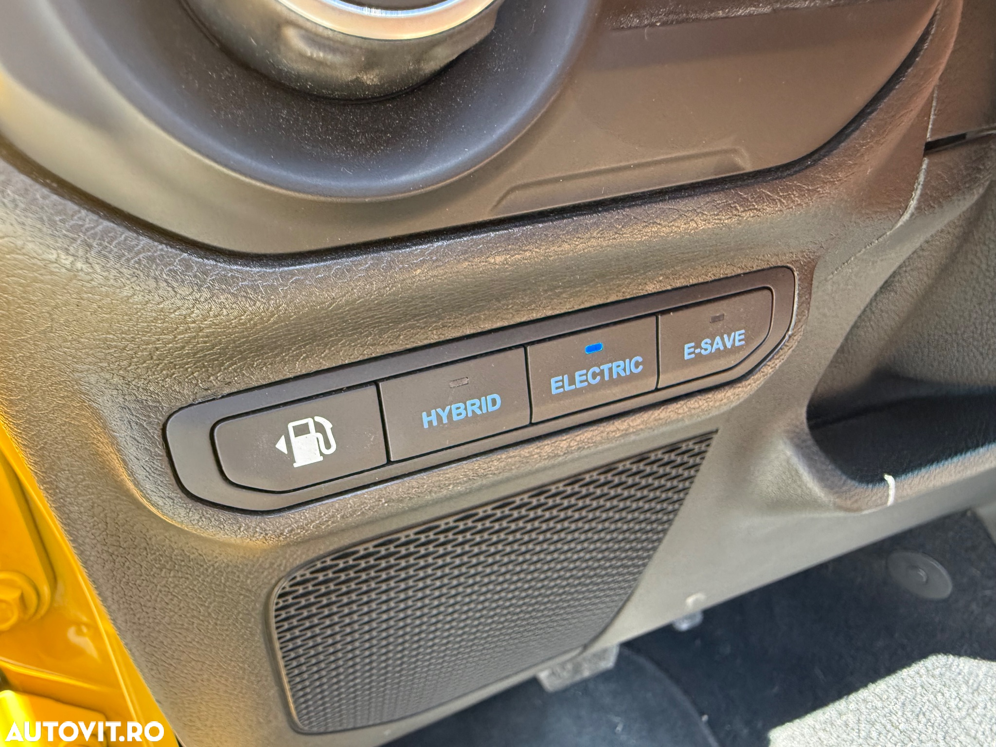 Jeep Wrangler Unlimited 2.0 4xe Plug-In Hybrid Softtop Sahara - 12