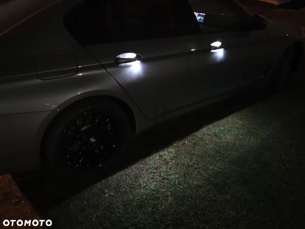 BMW Seria 5 - 17