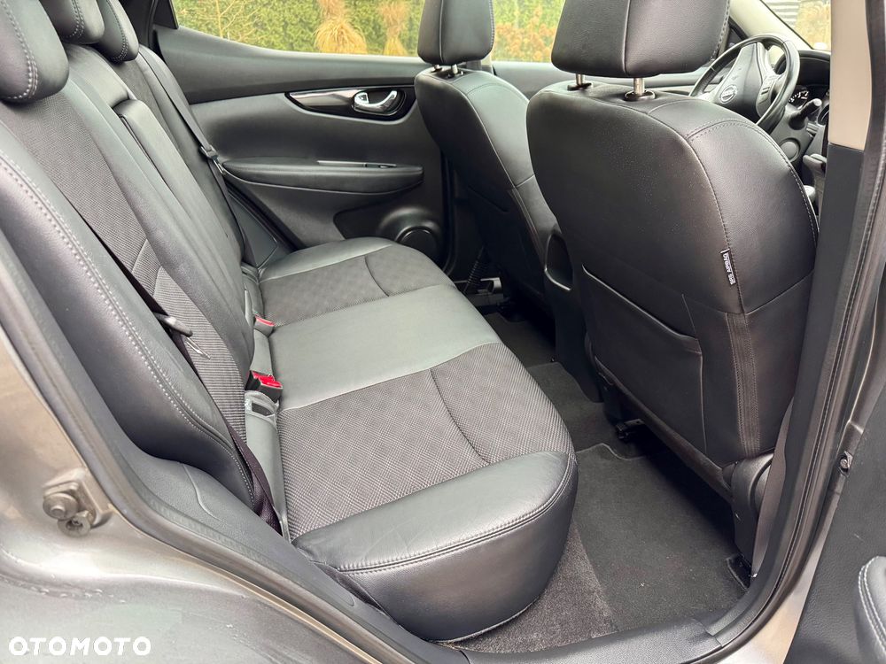 Nissan Qashqai 1.6 DIG-T TEKNA+ - 29
