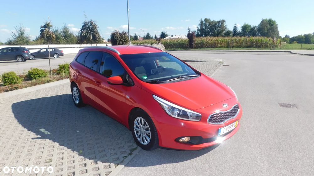 Kia Ceed - 19