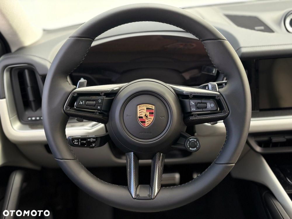 Porsche Cayenne - 15