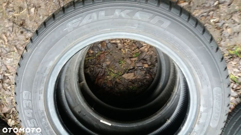 175/65/15 FALKEN EUROWINTER HS439 - 2