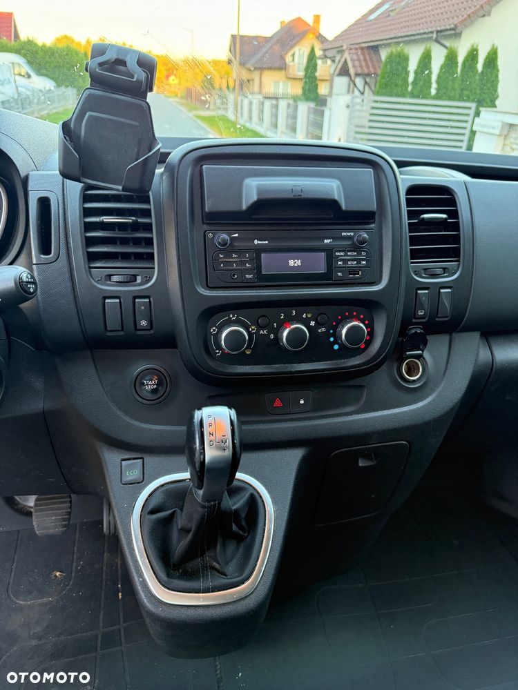 Renault Trafic - 12