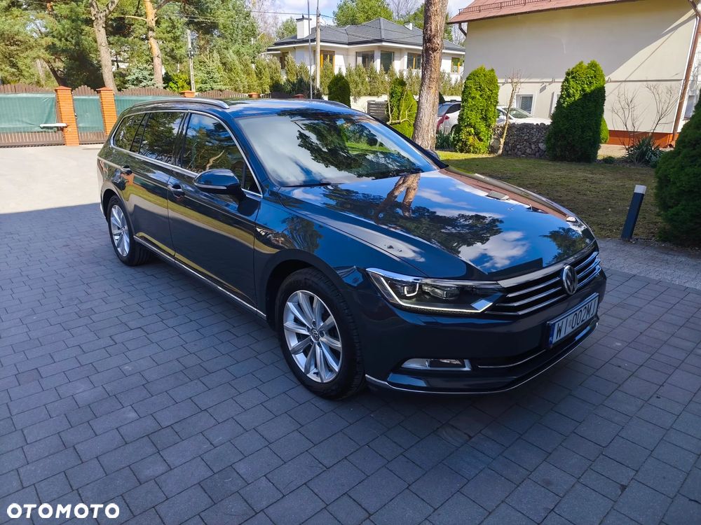 Volkswagen Passat - 12