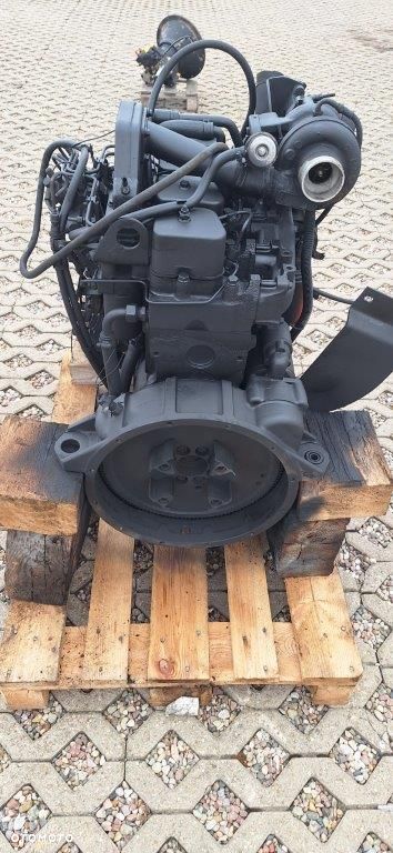 Silnik Case 688 788 Cummins 4 T 3.9 - 4