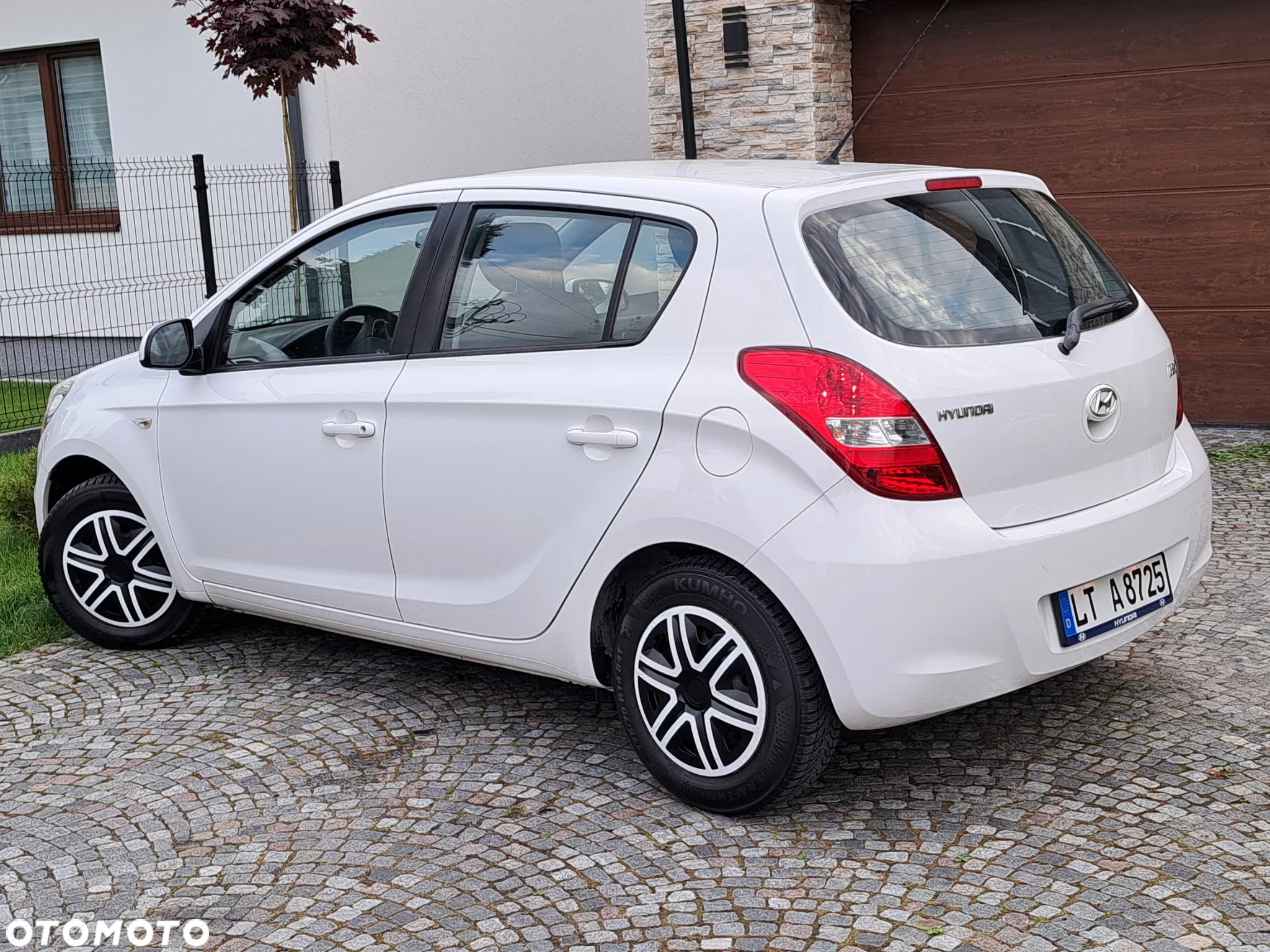 Hyundai i20 1.2 FIFA WM Edition - 18