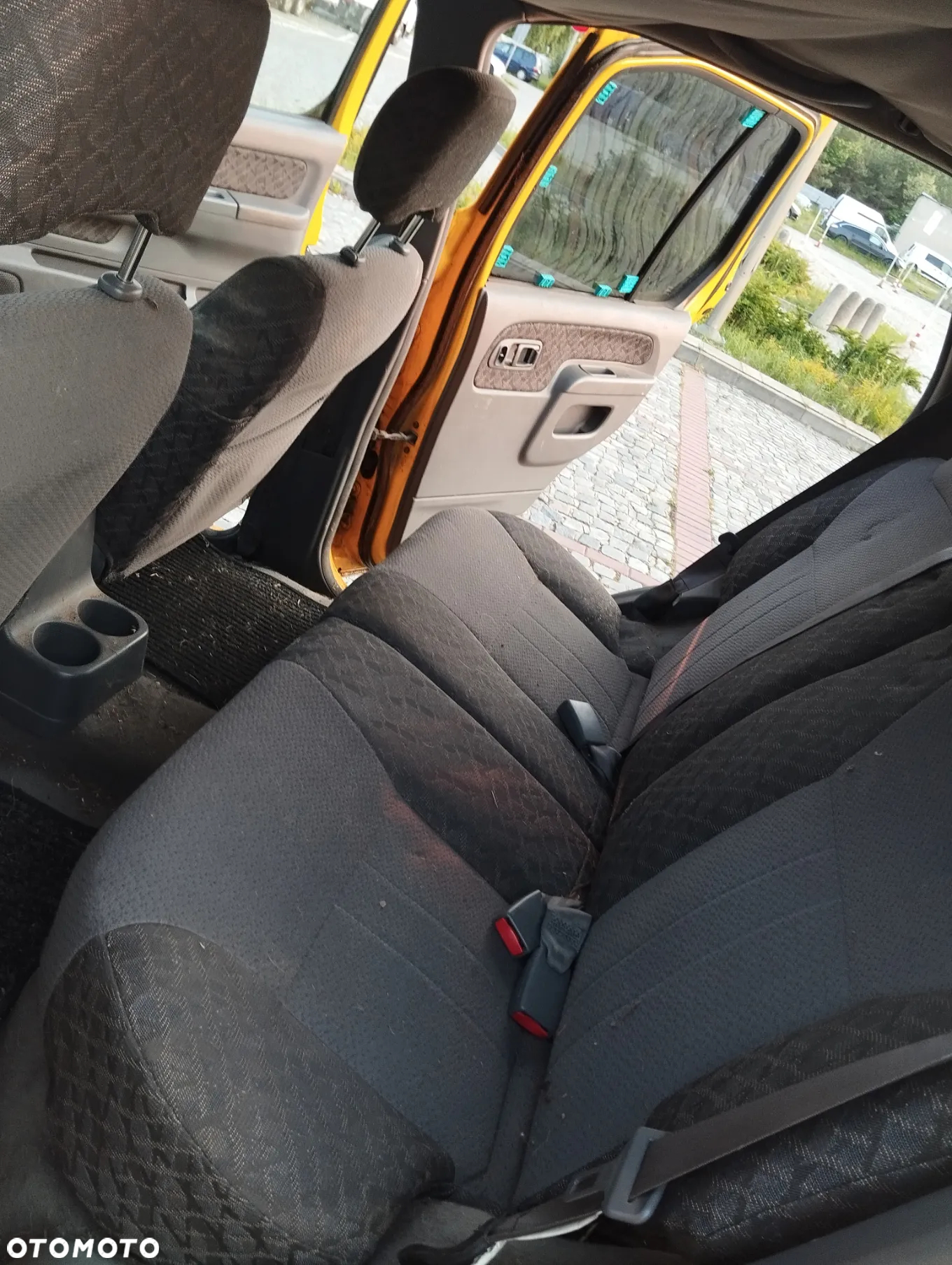 Nissan Pathfinder 3.3 V6 - 8