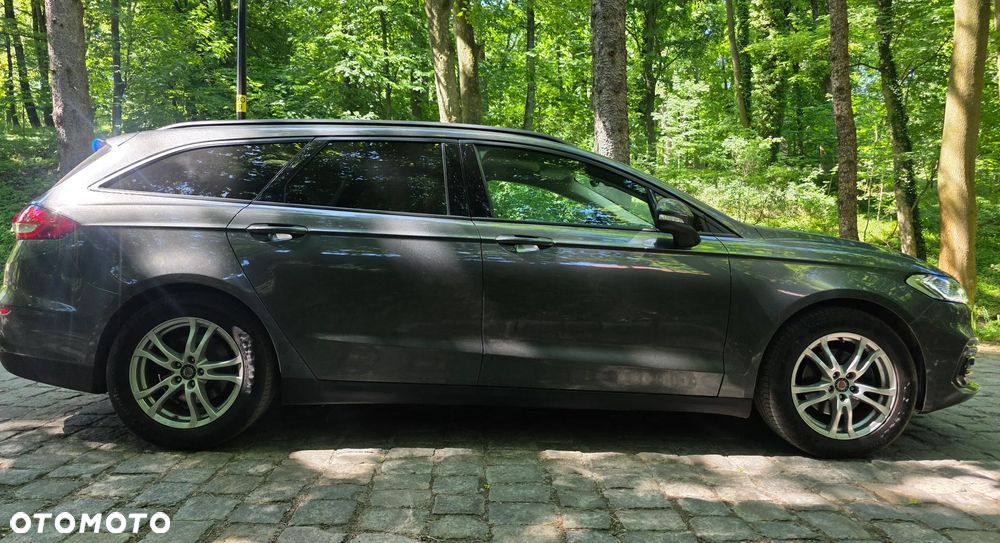 Ford Mondeo 2.0 TDCi Titanium - 10