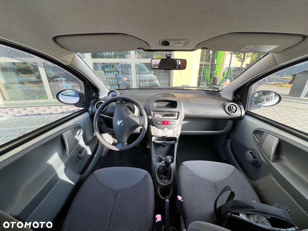 Peugeot 107 1.0 Trendy - 13