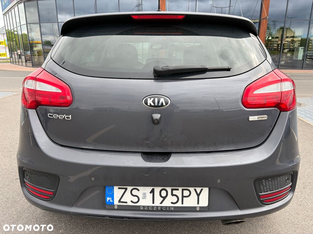 Kia Ceed - 5
