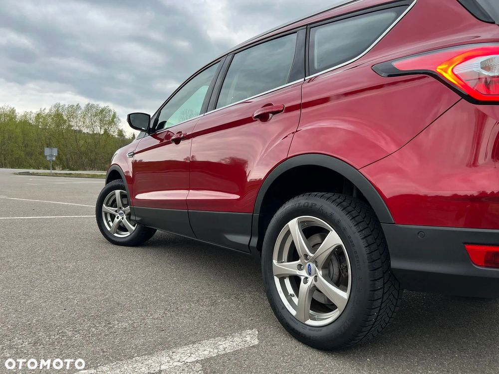 Ford Kuga - 17