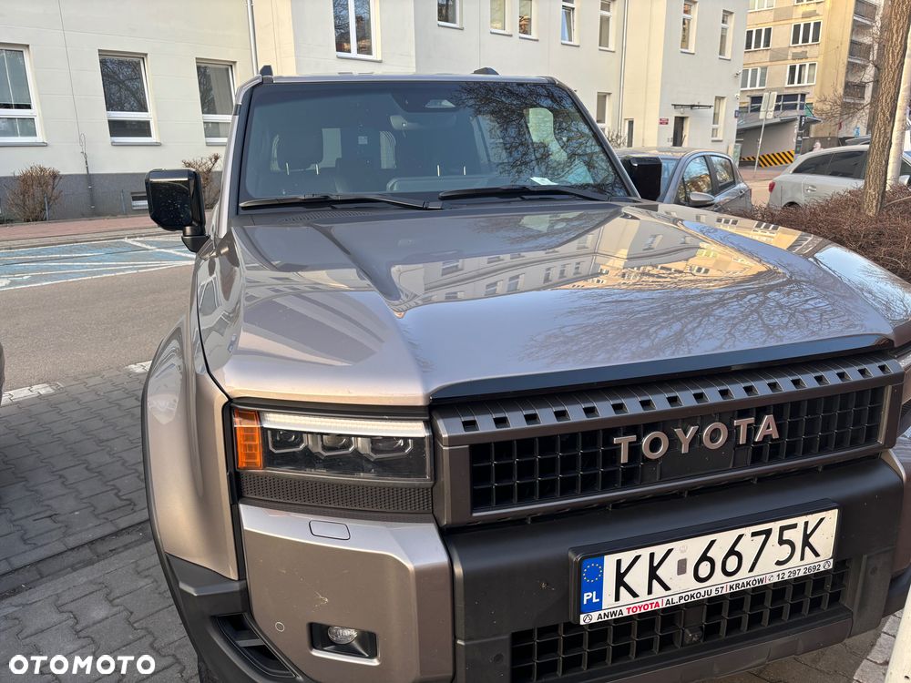 Toyota Land Cruiser - 6