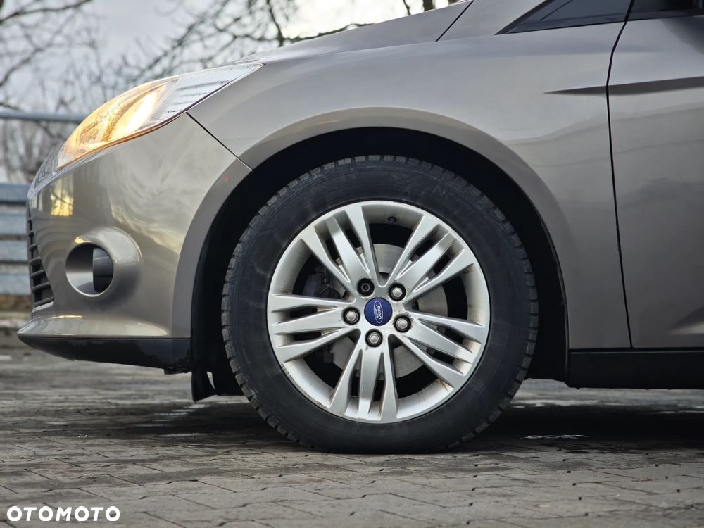 Ford Focus 1.6 TDCi Ambiente - 4