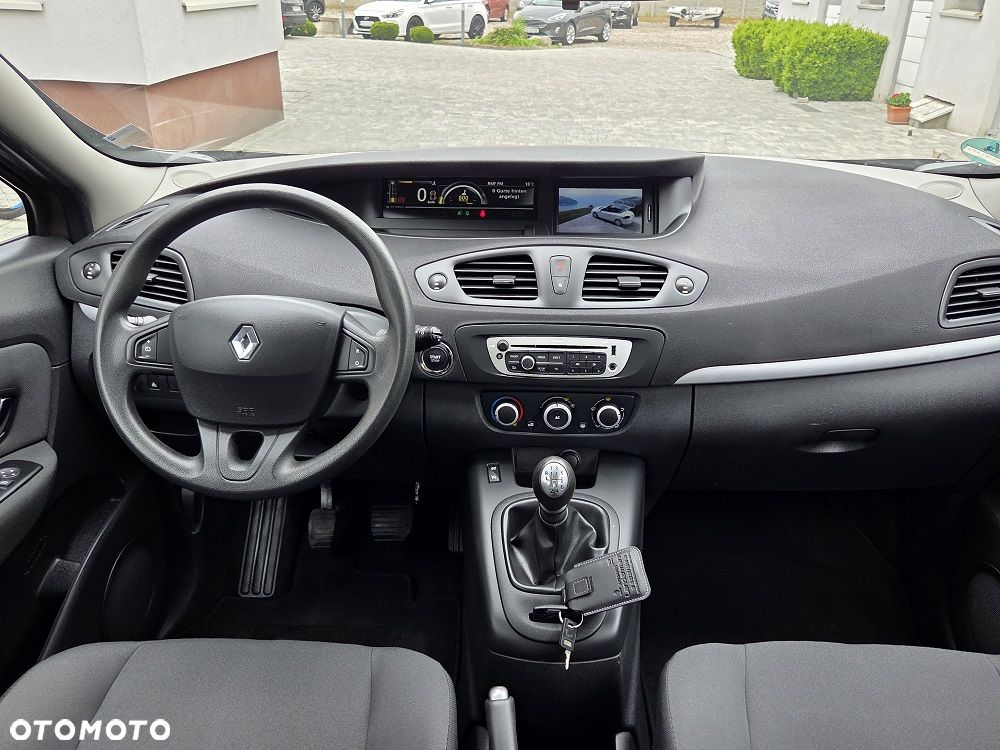 Renault Scenic 1.6 16V TomTom Edition - 11