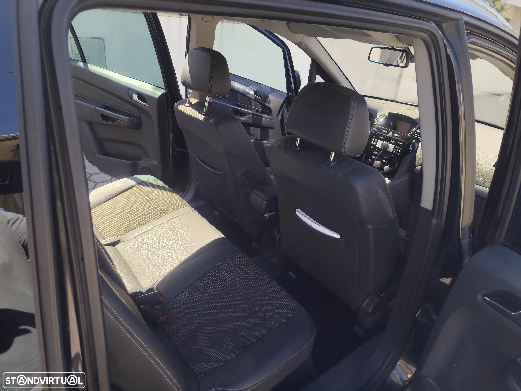 Opel Zafira 1.7 CDTi EcoFLEX - 3
