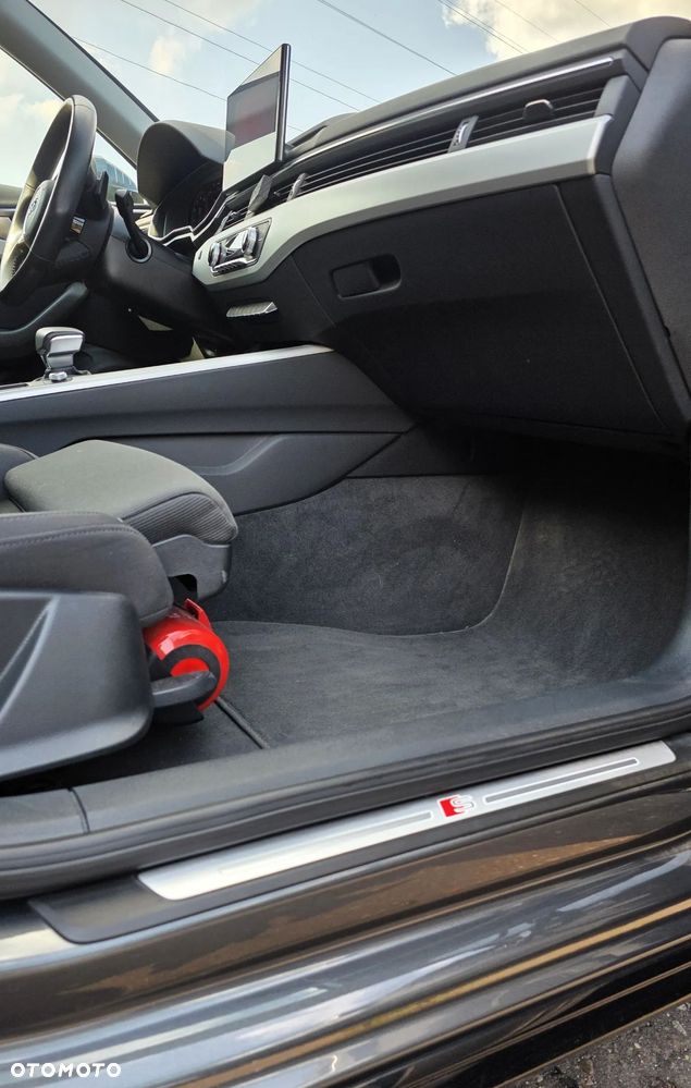 Audi A4 Limousine 35 TFSI mHEV S Line S tronic - 16