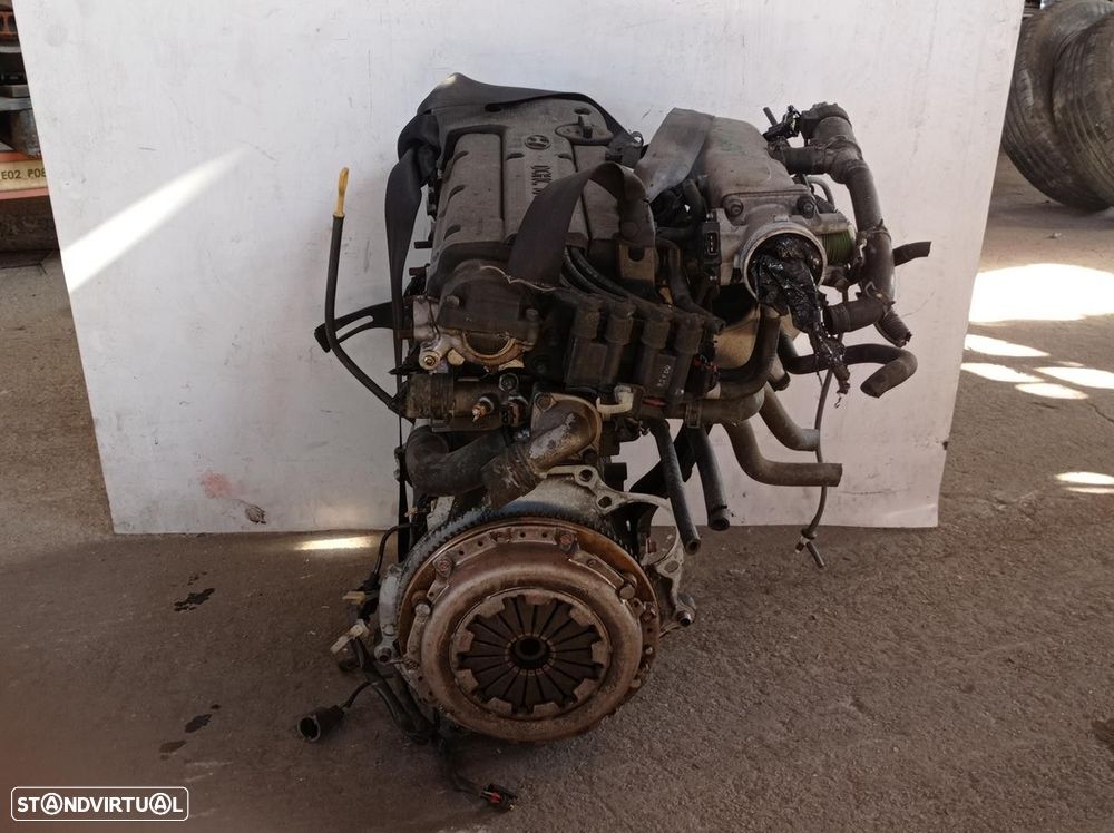 MOTOR COMPLETO HYUNDAI COUPE 2000 - 2