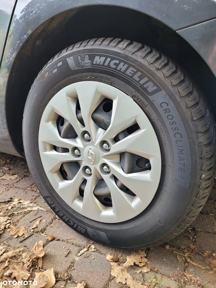 Hyundai i30 1.6 D Classic + DCT - 11