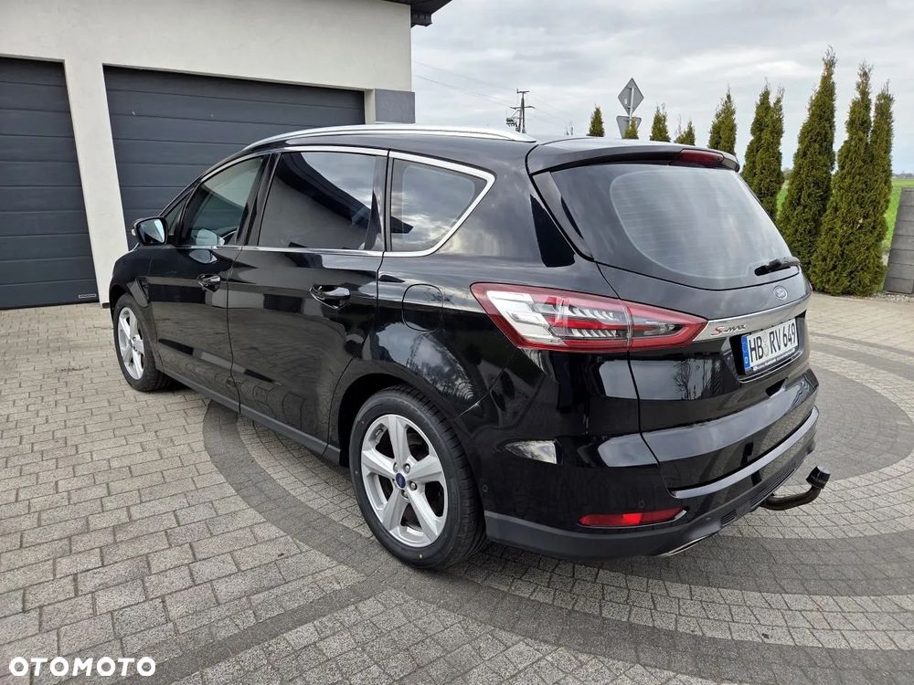 Ford S-Max - 9