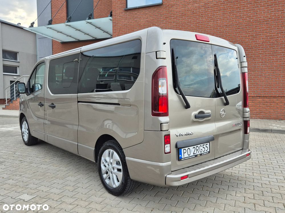 Opel Vivaro - 8