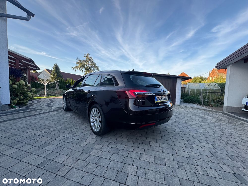 Opel Insignia - 22