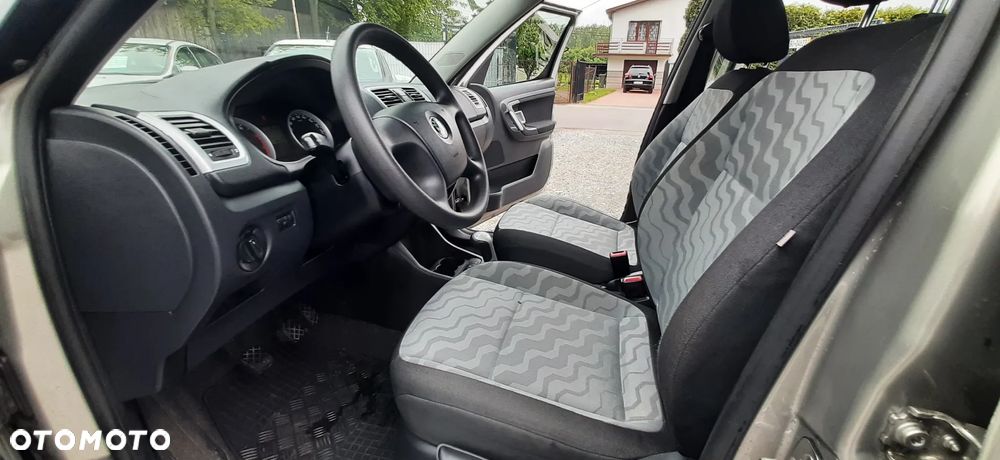 Skoda Roomster - 30