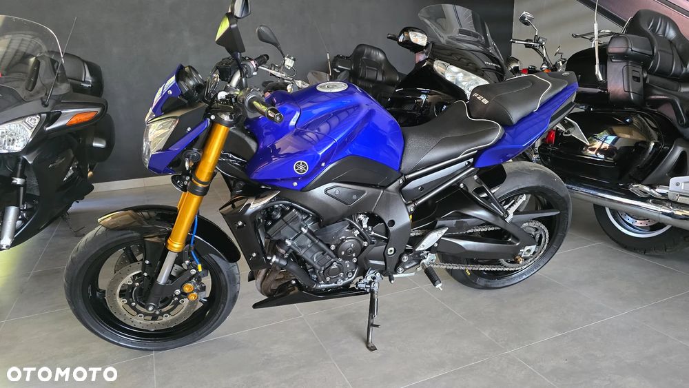 Yamaha FZ8 - 2