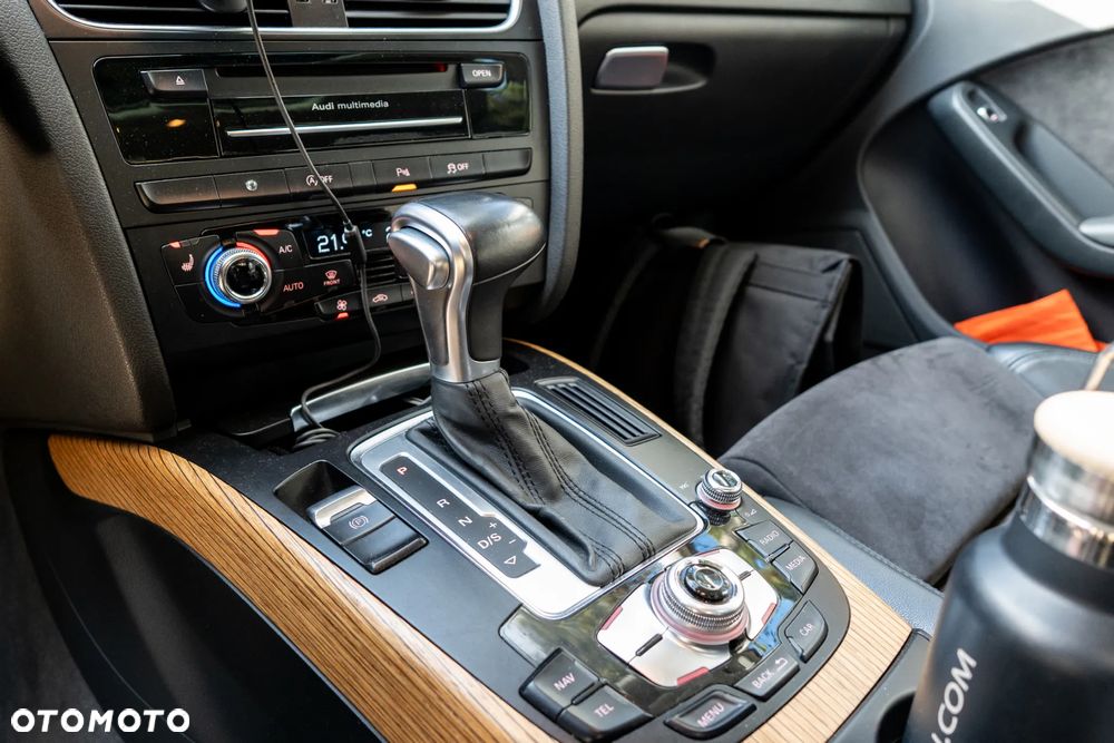 Audi A4 Allroad 2.0 TDI Quattro S tronic - 10