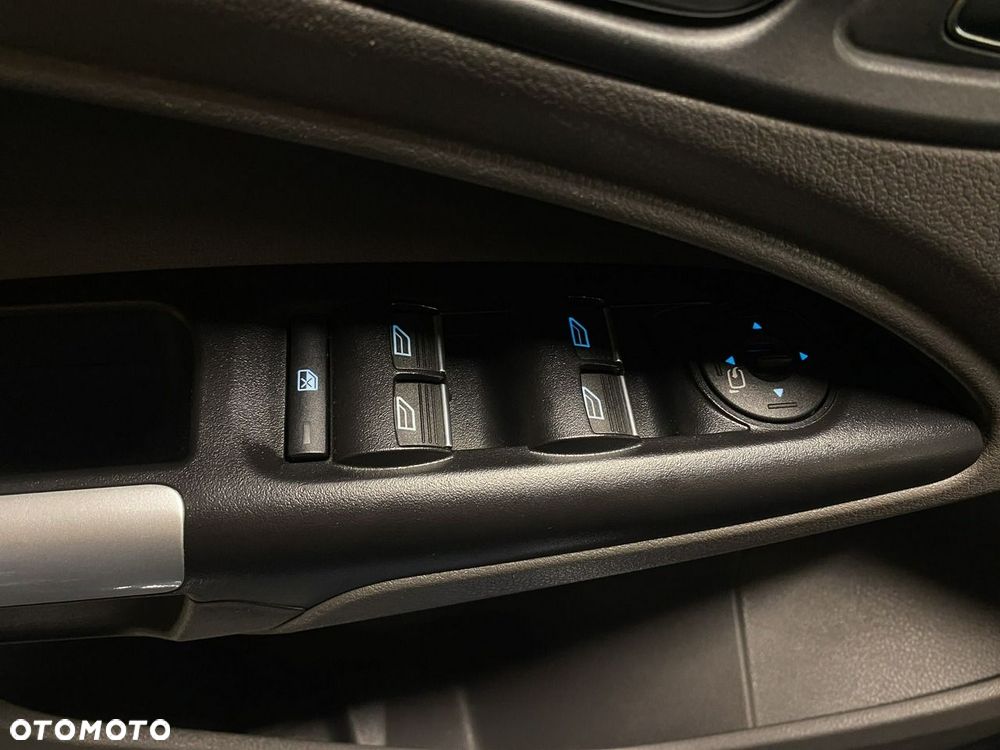 Ford Tourneo Connect Grand - 39