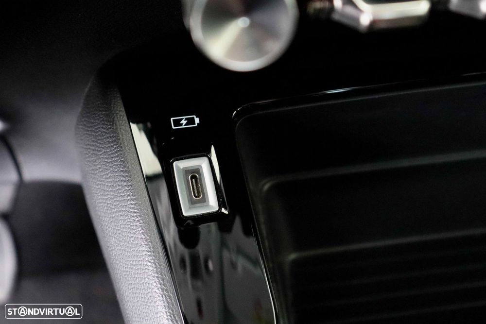 Peugeot e-208 50 kWh Active - 32