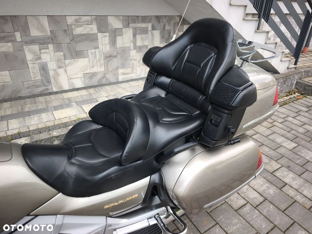 Honda GL - 22
