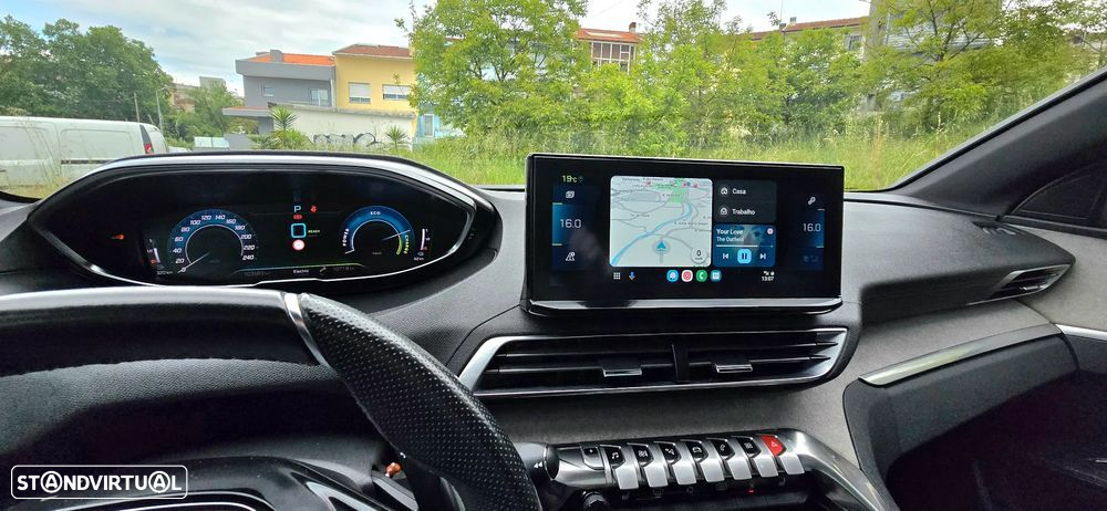 Peugeot 3008 1.6 Hybrid GT Pack e-EAT8 - 31