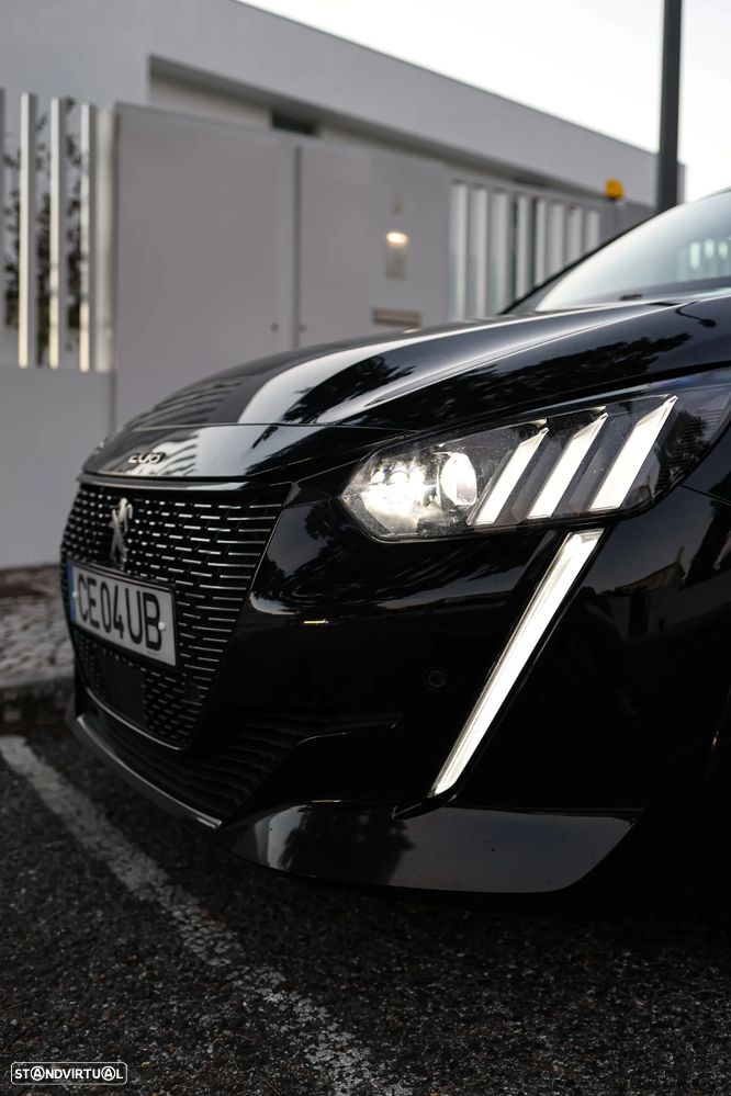 Peugeot 208 PureTech 100 GT Pack - 11