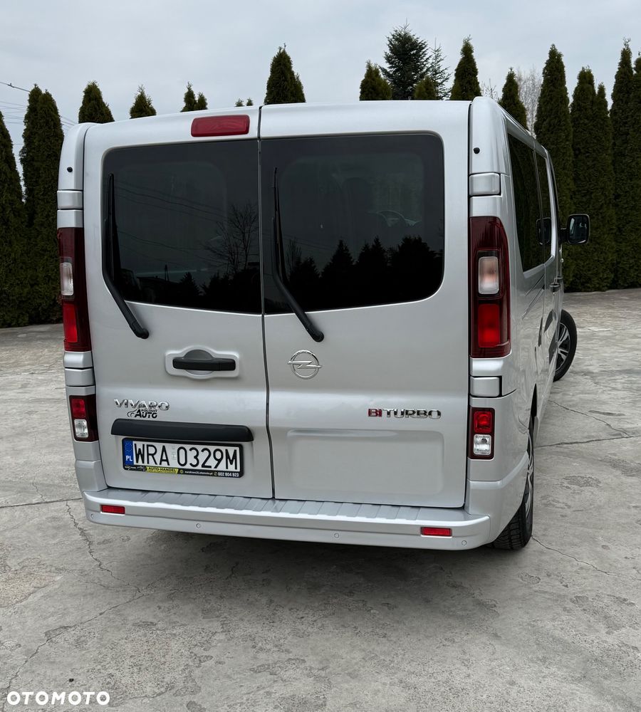 Opel Vivaro L2H1 2,9t Elegance Business - 10