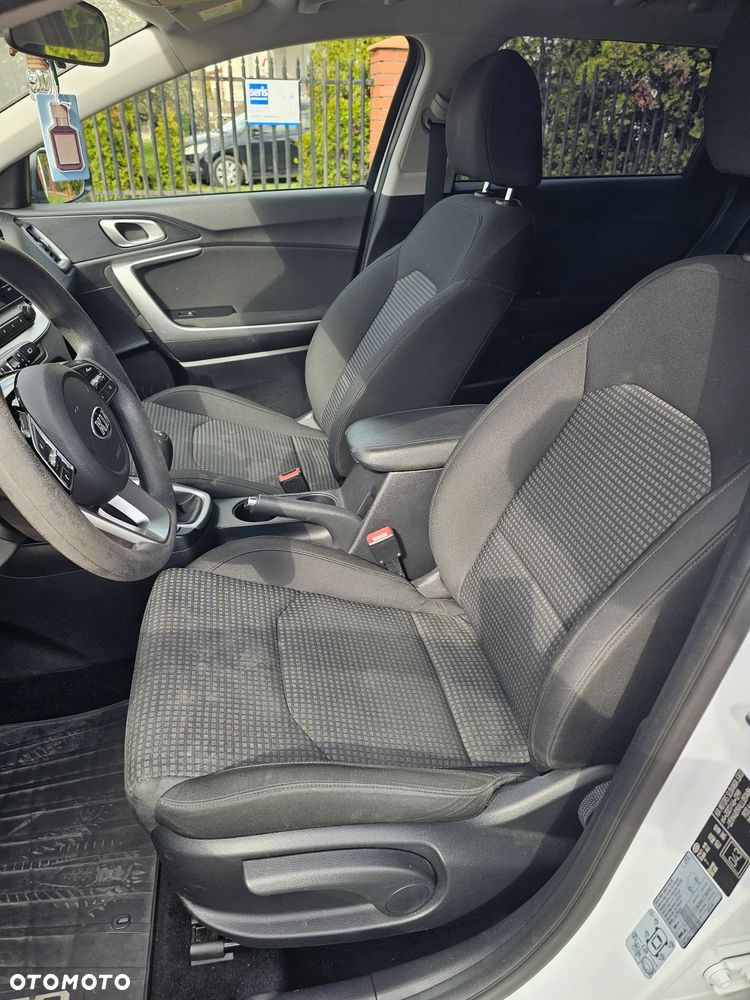 Kia Ceed 1.6 CRDi SCR GT-Line - 9